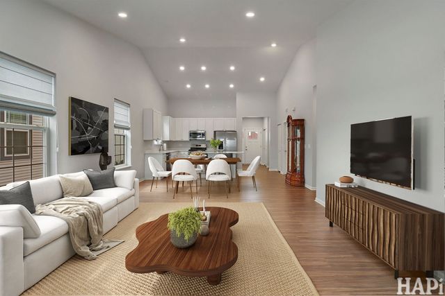 1058 Honey Locust Drive, Crystal Lake, IL 60012