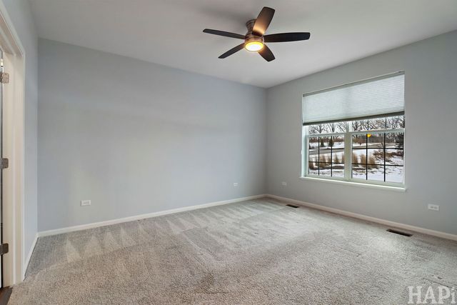 1058 Honey Locust Drive, Crystal Lake, IL 60012