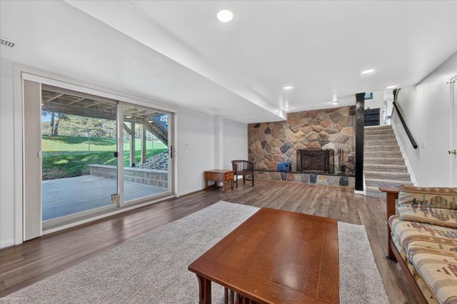 32843 Surow Drive, Warren, MI 48093