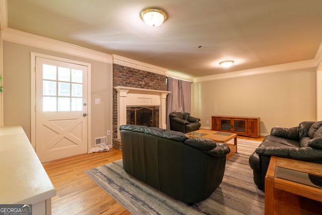 1976 Emerald Drive, Jonesboro, GA 30236