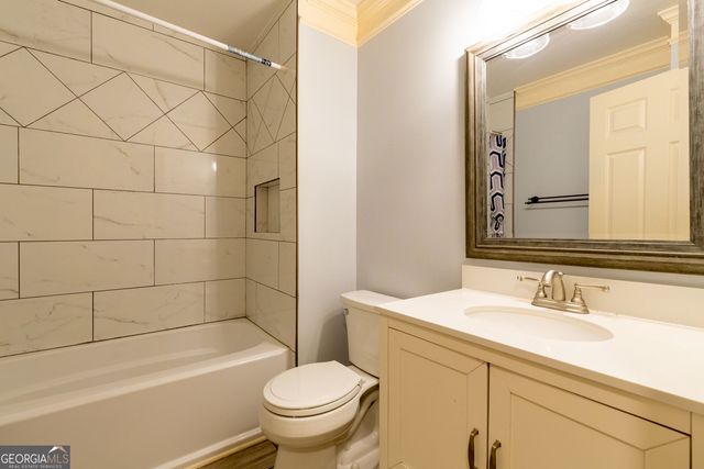 1976 Emerald Drive, Jonesboro, GA 30236