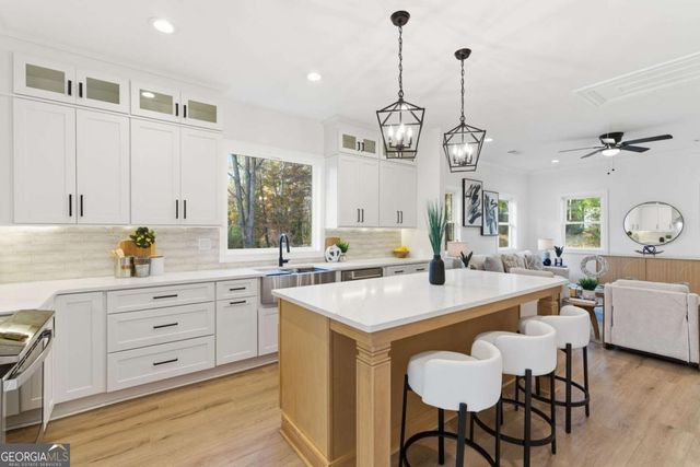 5620 Truman Mountain Road, Gainesville, GA 30506