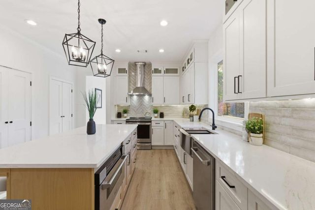 5620 Truman Mountain Road, Gainesville, GA 30506