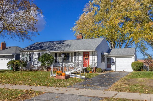 472 Barry Road, Irondequoit, NY 14617