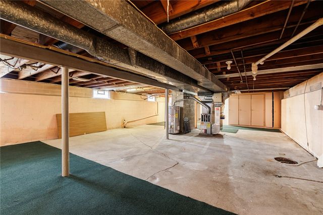 472 Barry Road, Irondequoit, NY 14617