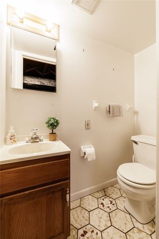 472 Barry Road, Irondequoit, NY 14617