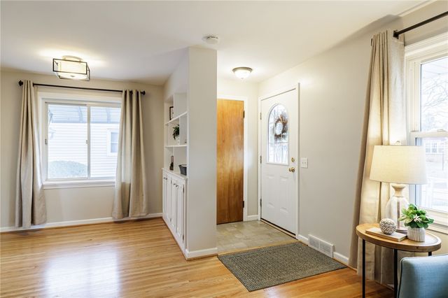 472 Barry Road, Irondequoit, NY 14617