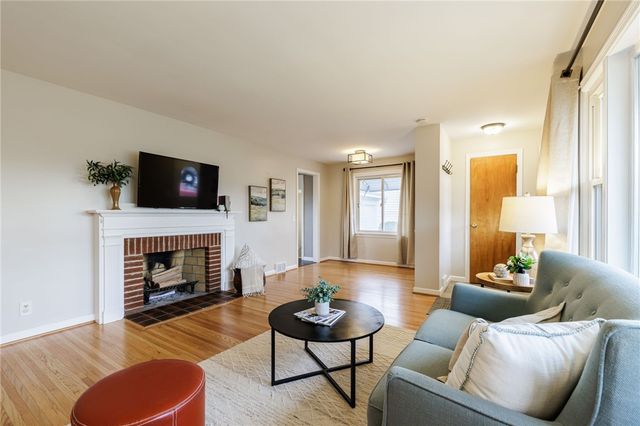 472 Barry Road, Irondequoit, NY 14617