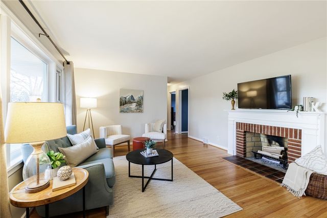 472 Barry Road, Irondequoit, NY 14617