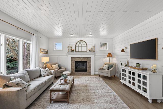 8553 Jody Circle S, Cottage Grove, MN 55016