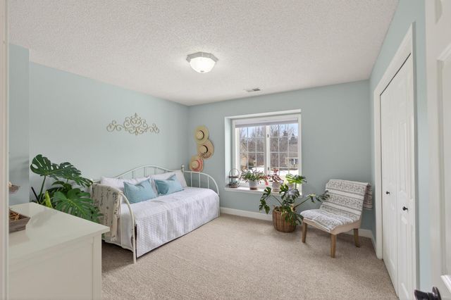 8553 Jody Circle S, Cottage Grove, MN 55016