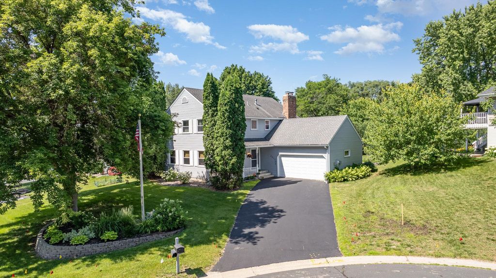 3013 Bluffs Drive, Mound, MN 55364 — photo 2