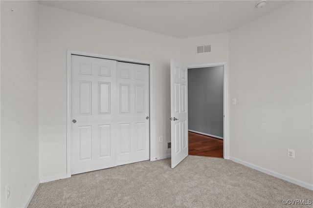 8334 E Lord Botetourt Loop, New Kent, VA 23124