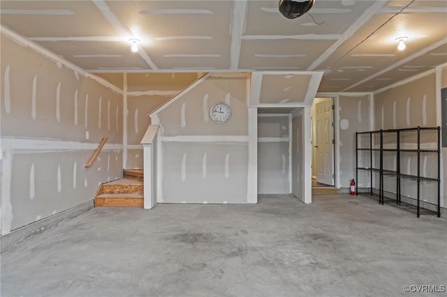 8334 E Lord Botetourt Loop, New Kent, VA 23124