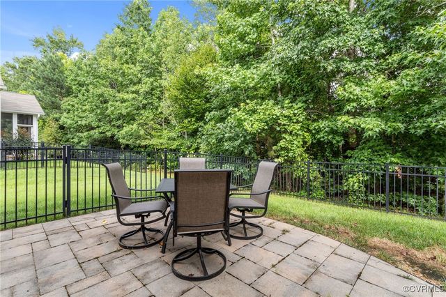 8334 E Lord Botetourt Loop, New Kent, VA 23124