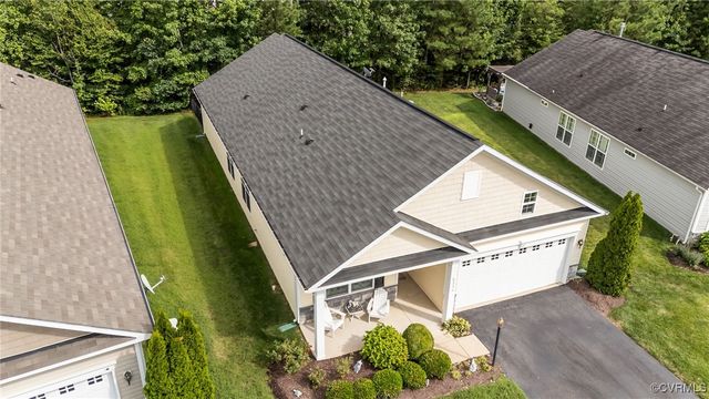 8334 E Lord Botetourt Loop, New Kent, VA 23124