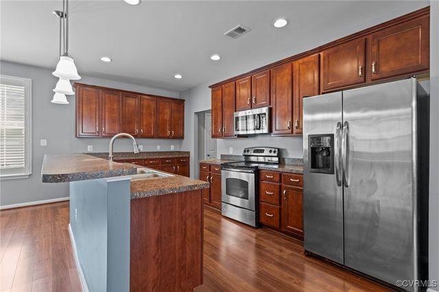 8334 E Lord Botetourt Loop, New Kent, VA 23124