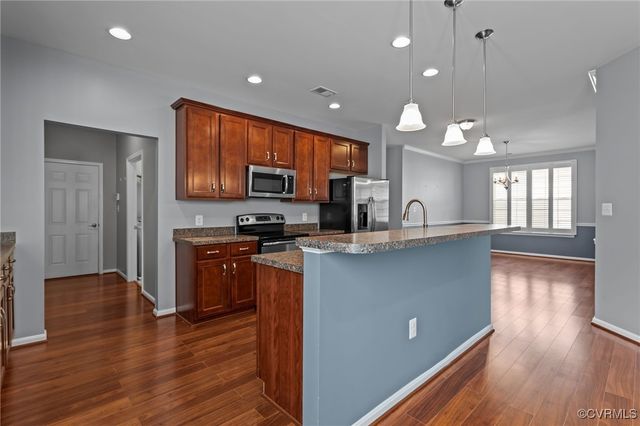 8334 E Lord Botetourt Loop, New Kent, VA 23124