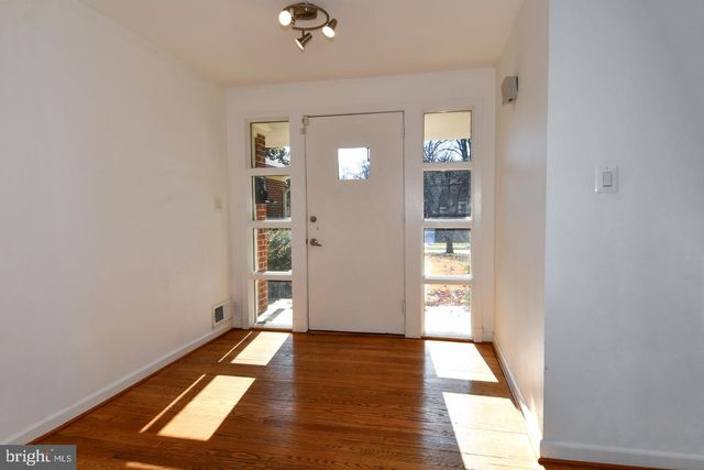 4111 SAUL RD, Kensington, MD 20895