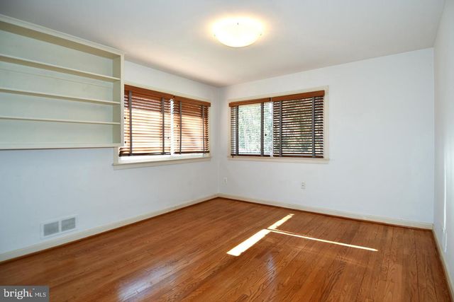 4111 SAUL RD, Kensington, MD 20895