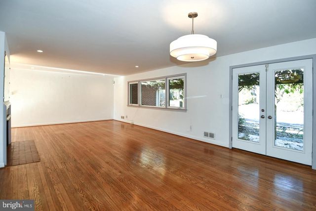 4111 SAUL RD, Kensington, MD 20895
