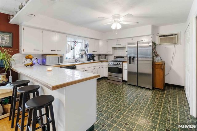 175 Highland Lakes Road, Vernon, NJ 07422