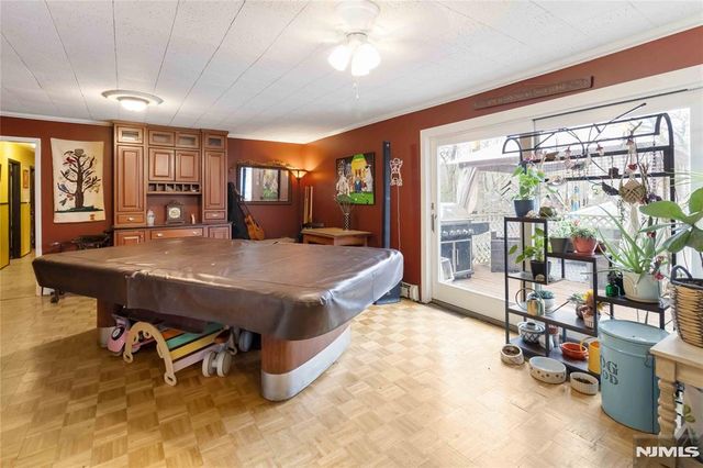 175 Highland Lakes Road, Vernon, NJ 07422