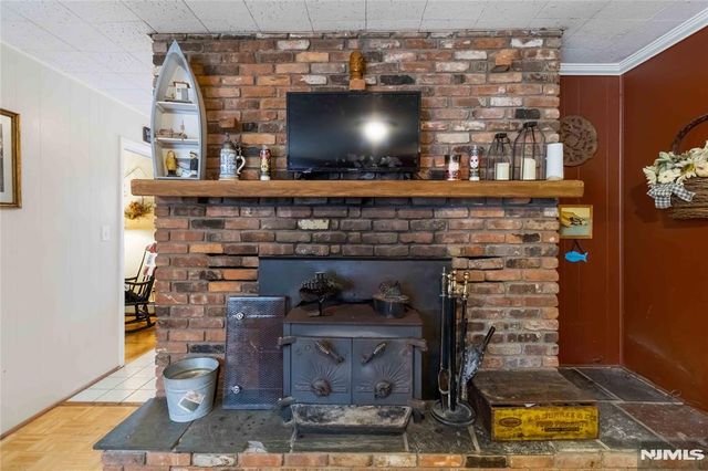 175 Highland Lakes Road, Vernon, NJ 07422