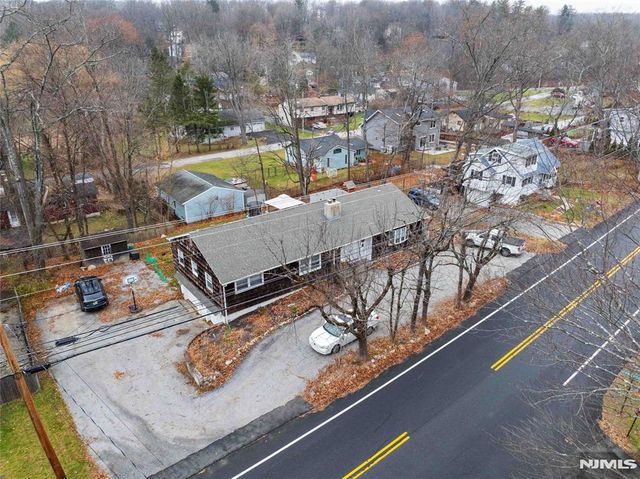 175 Highland Lakes Road, Vernon, NJ 07422