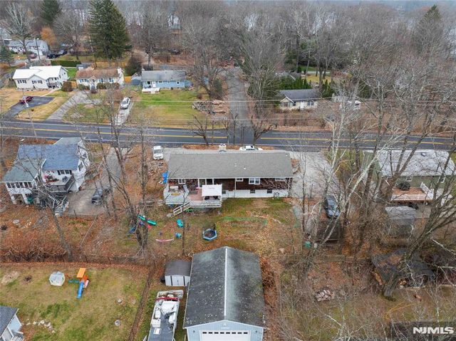 175 Highland Lakes Road, Vernon, NJ 07422