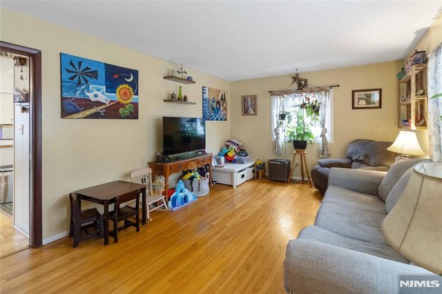 175 Highland Lakes Road, Vernon, NJ 07422