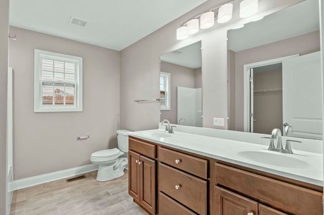 3002 Thorntree Lane, Lawrenceburg, KY 40342