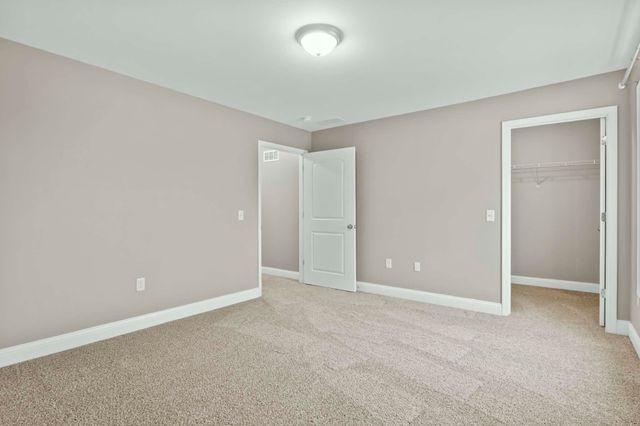 3002 Thorntree Lane, Lawrenceburg, KY 40342