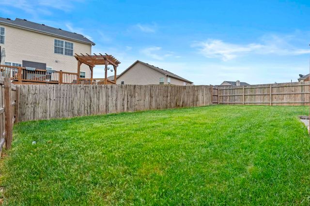 3002 Thorntree Lane, Lawrenceburg, KY 40342