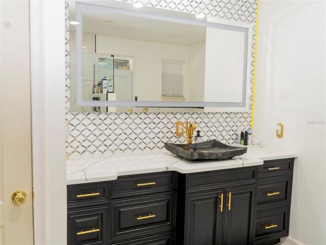 1304 OCOEE APOPKA ROAD, Ocoee, FL 34761