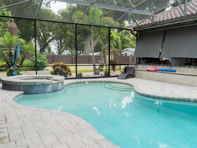 1304 OCOEE APOPKA ROAD, Ocoee, FL 34761