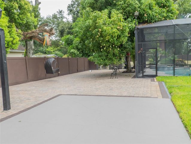 1304 OCOEE APOPKA ROAD, Ocoee, FL 34761