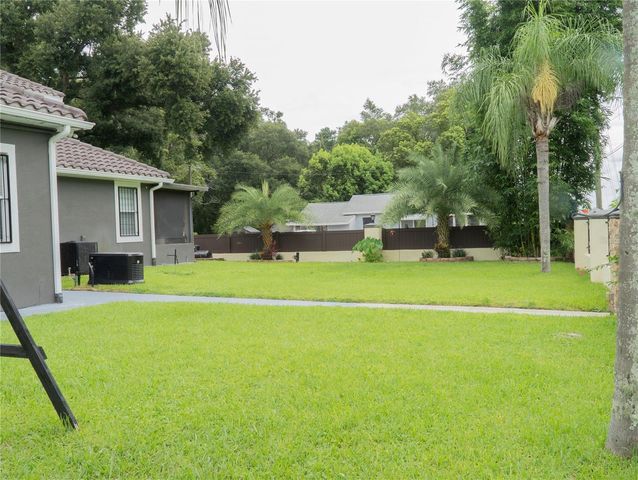 1304 OCOEE APOPKA ROAD, Ocoee, FL 34761