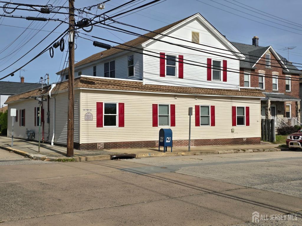 53 Ford Avenue C, Milltown, NJ 08850
