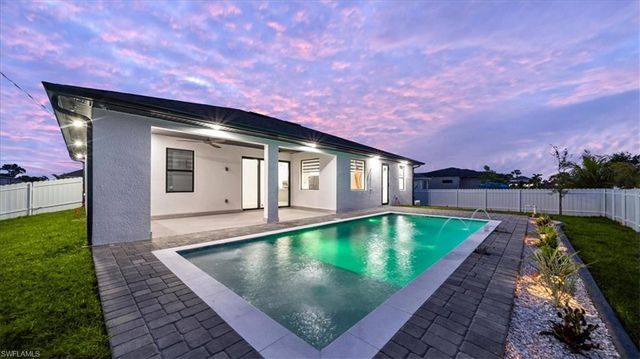 2711 Van Buren PKWY, Cape Coral, FL 33993