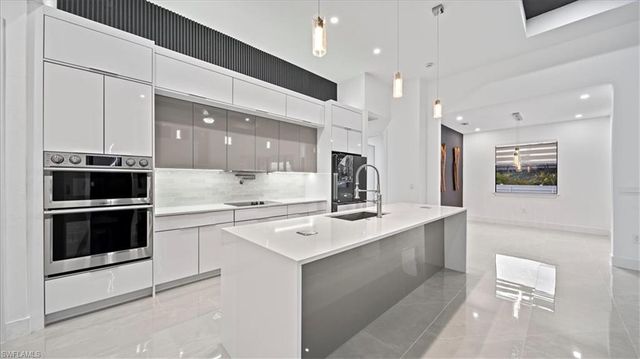 2711 Van Buren PKWY, Cape Coral, FL 33993