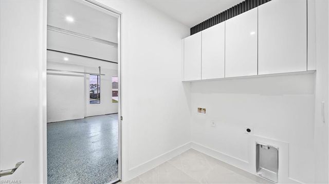 2711 Van Buren PKWY, Cape Coral, FL 33993