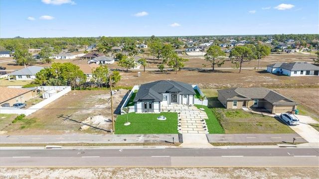 2711 Van Buren PKWY, Cape Coral, FL 33993