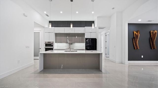 2711 Van Buren PKWY, Cape Coral, FL 33993