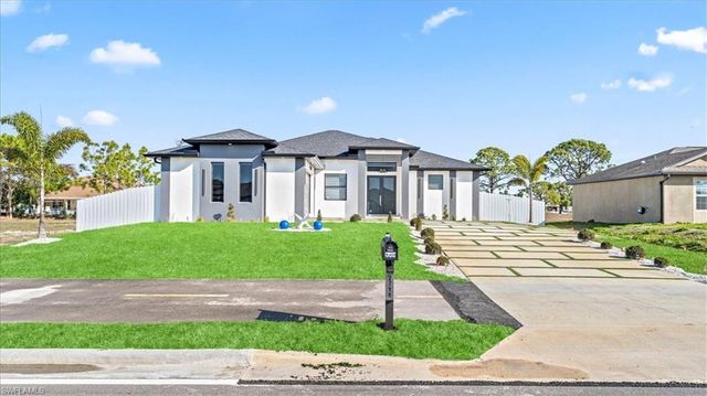 2711 Van Buren PKWY, Cape Coral, FL 33993