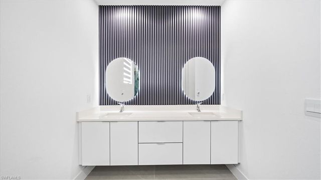 2711 Van Buren PKWY, Cape Coral, FL 33993