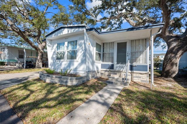 585 SKY HARBOR DRIVE 209, Clearwater, FL 33759