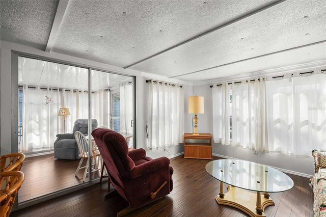 585 SKY HARBOR DRIVE 209, Clearwater, FL 33759