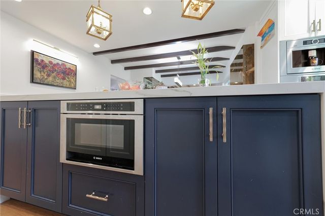 2528 N Orchard Drive, Burbank, CA 91504