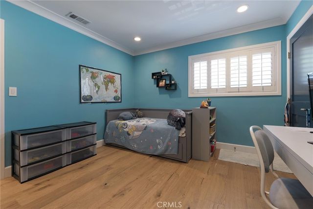 2528 N Orchard Drive, Burbank, CA 91504